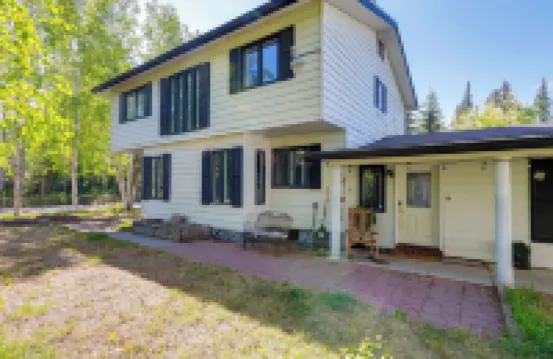 3 Mi to Pioneer Park and University Spacious Home! Hotels in 