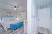 steps to deeded beach and 3 pools-beach gear-shopping/dining steps away
