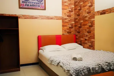 Omah Wetan Homestay Hotel a Madyopuro