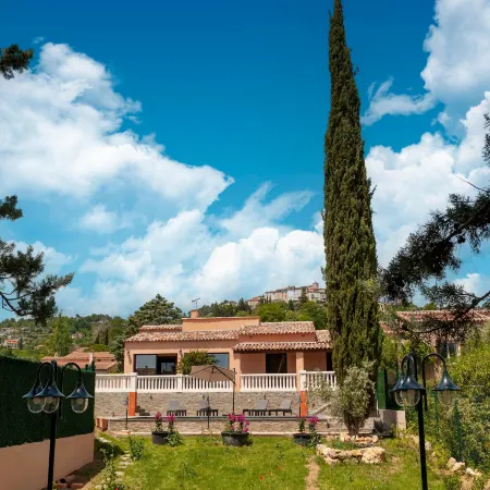 Villa in Callian with Heated Pool and Golf Nearby