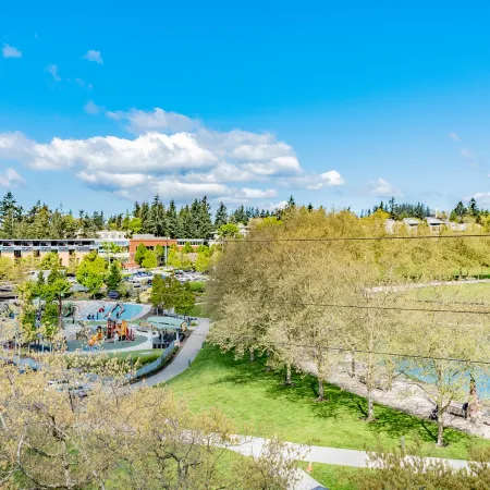 3BR | Views, Balcony, Gym | Bellevue | Sophari B