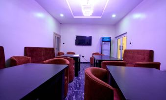 MOTIQOQ HOTELS AND SUITES