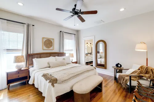 Renovated, Stylish Retreat w/ Patio in Lakeland! - 3-Star