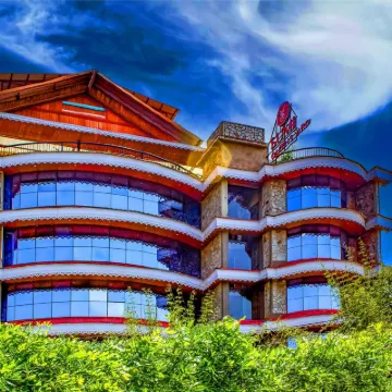 Sumitel Queens Yard Hotels near Tiger Hill