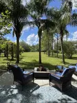 “Glamping”on 10 acres… to Lakewood Ranch and Close to Sarasota Scenes. Hotels in Manatee County