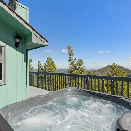 The Bercher Hot Tub/Firepit and Amazing Views