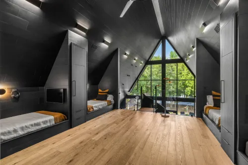 Midnight Raven Lake House - luxury a-frame w/ boat