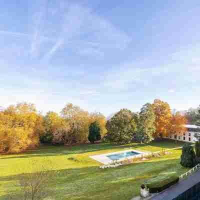 Novotel Domaine de Maffliers Hotel Exterior