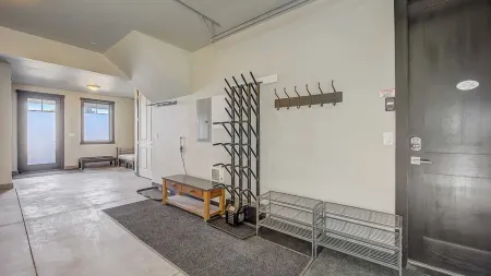 Hot Tub Walk to Park City Mtn Ski Lift Blackstone at the Canyons by AvantStay