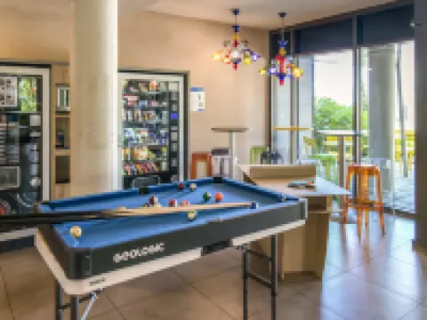 宜必思快捷阿爾尚日內瓦堡酒店 聖朱利安昂日內瓦酒店