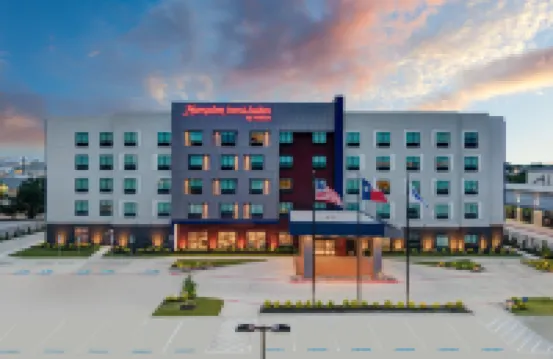 Hampton Inn & Suites by Hilton Irving Hwy 183