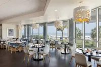 Embassy Suites by Hilton Myrtle Beach Oceanfront Resort - breakfast