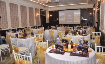 Savoy - Ihcl SeleQtions