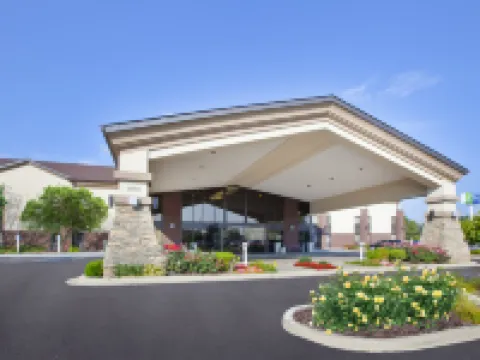 Holiday Inn Express DETROIT-WARREN (GM TECH CTR) by IHG Hotels in Warren