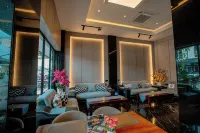 The Quadrant Hotel KNO