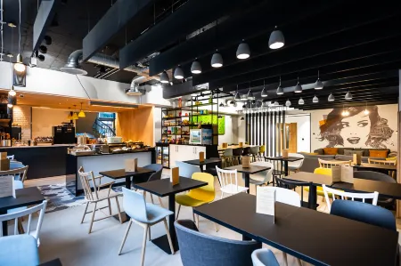 Staycity Aparthotels Liverpool Waterfront Отели рядом с достопримечательностью «Строберри Филд»