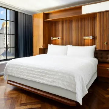 Le Méridien New York, Central Park โรงแรมใกล้สวนสัตว์เซ็นทรัลพาร์ค