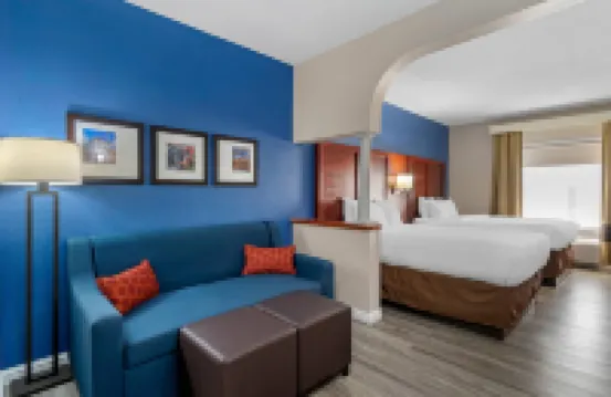 Comfort Suites St Charles-St Louis