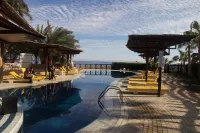 Nesima Resort - Pools