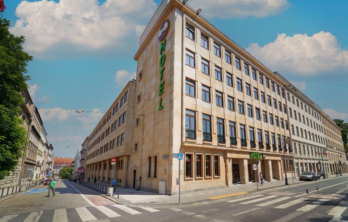 B&B HOTEL Poznań Old Town