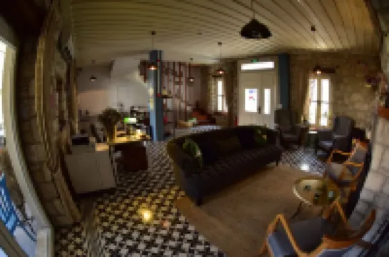 메종 다주르 알라카티