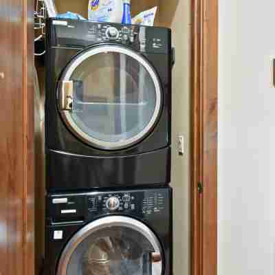 Pool, Hot Tub, Gym Juniper Landing 2 Bedroom Canyons Retreat Others