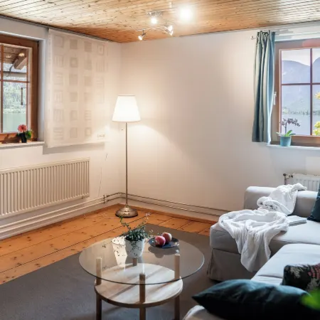 Lakeview Apartment