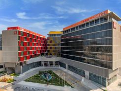 宜必思多哈酒店