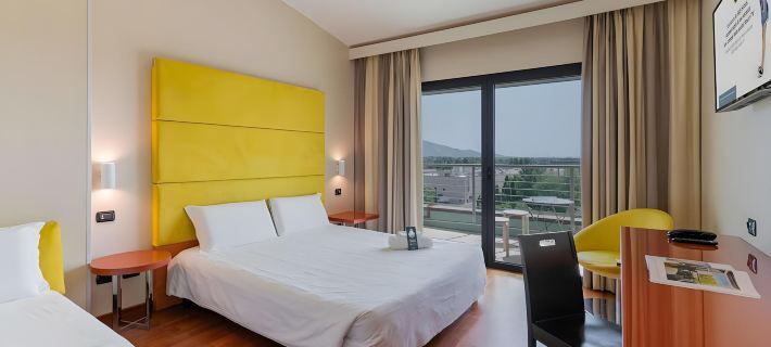 เบดแอนด์เบรกฟาสต์ โรงแรม ปีซา แอร์พอร์ต โรงแรมในปิซา