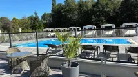 Logis Hôtel Blue Garden - Pools