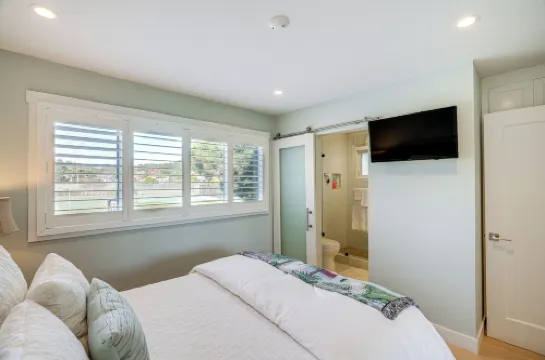 Seascape Aptos Retreat w/ Bocce Ball Court!