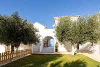 Eneos Boutique Residence - Koroni Garden Gem