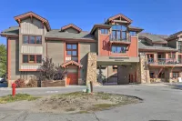 7 Mi to Copper Mtn: Condo w/ Deck & Stunning Views - Swimmingpools