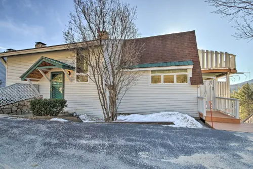 Hot Tub & Moat Mtn Views: North Conway Townhouse - 3-نجوم