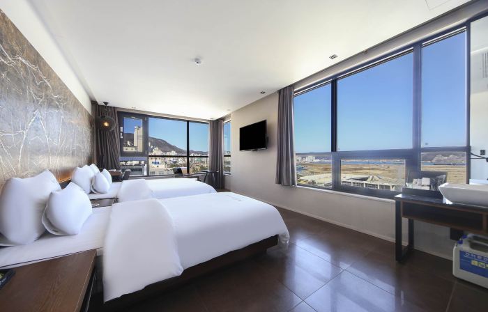 Masan Almond Hotel