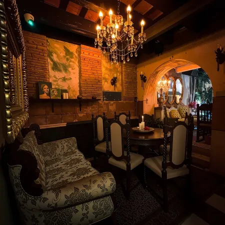 The Gallery Inn