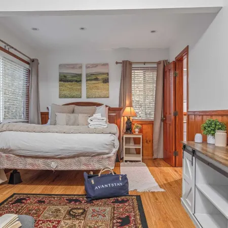 Minutes to Lake Arrowhead Village Cozy & Secluded Cedar Cove by Avantstay