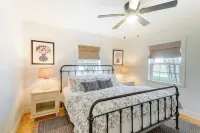 Beautiful Georgia Farmhouse Rental w/ Patio