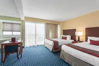Ramada Plaza by Wyndham Virginia Beach Oceanfront - bar