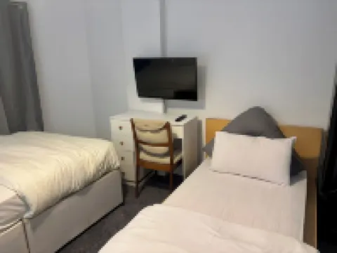 Ensuite Family Room in Dudley Hotels in Dudley