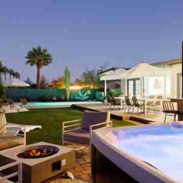 Mountain Views! Outdoor kitchen, heated pool, hot tub, shuffleboard, hike nearby Fitness & Recreational Facilities