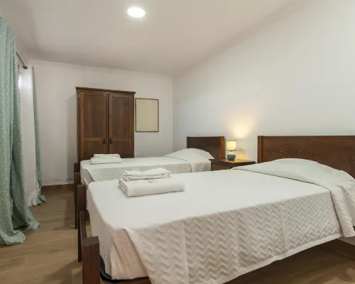 HH 06 - 2 Bed Apartment in Olive Hills Guesthouse Hotels in Silves
