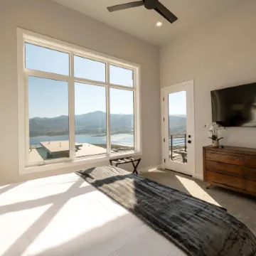 Summer Perfect at the Lake Expansive Views Large Patio Private Hot Tub Swimming Beach Hiking Biking