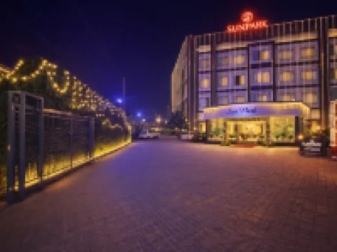 Sun Park Resort, Chandigarh Hotels in Zirakpur