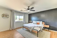 1 Mi to Surprise Stadium! Desert Poolside Oasis - Bungalows