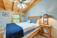 Scenic Blue Ridge Cabin Rental w/ Resort Amenities - Wifi