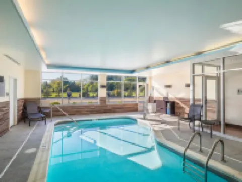 Fairfield Inn & Suites Akron Stow Hotels in Stow