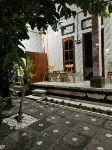 Dnux House โรงแรมใกล้หาด Jerman Beach