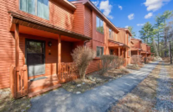 11D - Spacious & Family-Friendly Getaway 3 Bedroom Townhouse by The Summit at Gore Mountain