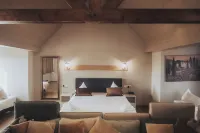 Hotel INGREDI - 3-Star